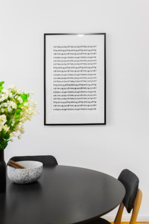 Sleek modern apartment close to everything image 23