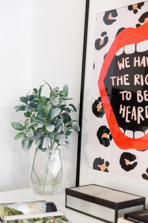 Sleek modern apartment close to everything image 26